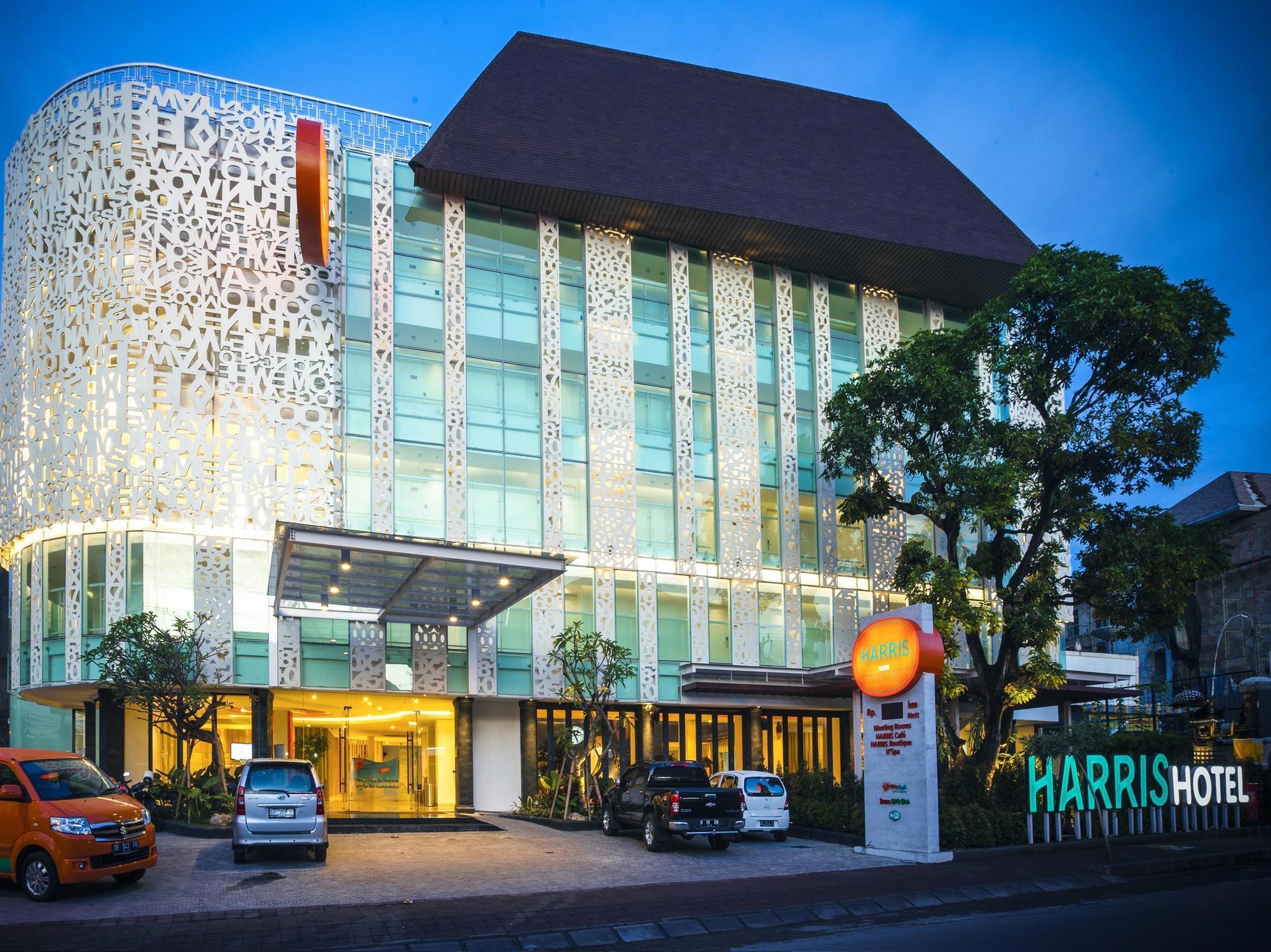 Harris Hotel Raya Kuta Lombok Exterior foto