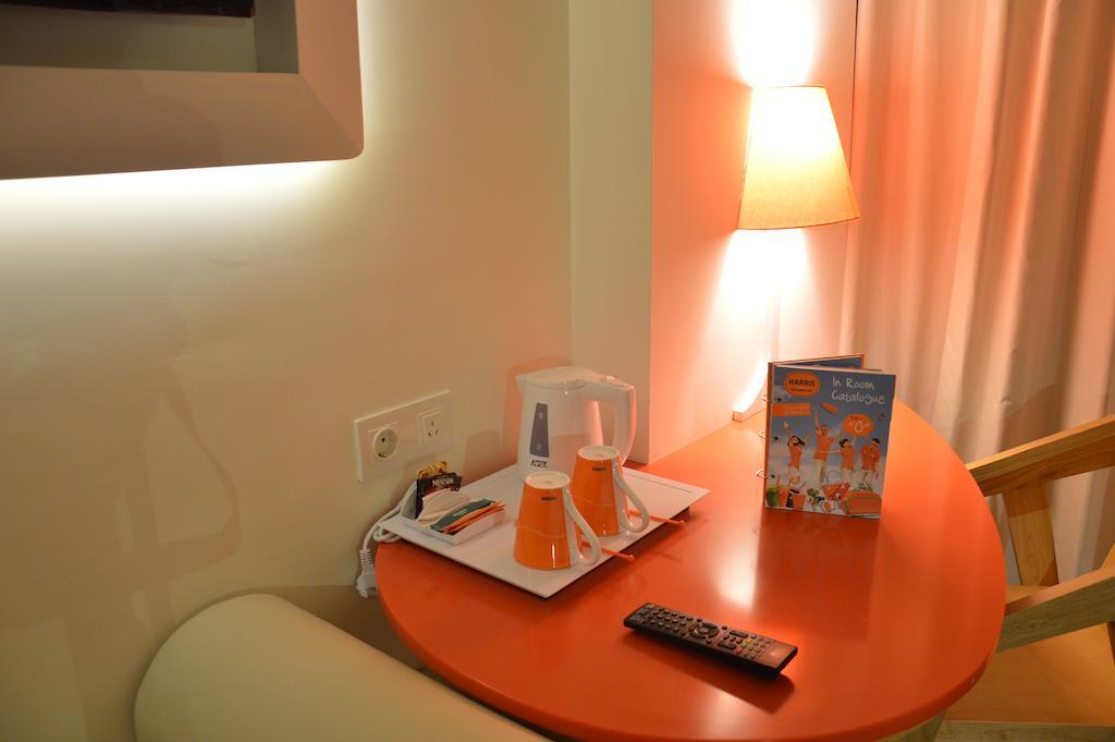 Harris Hotel Raya Kuta Lombok Zimmer foto